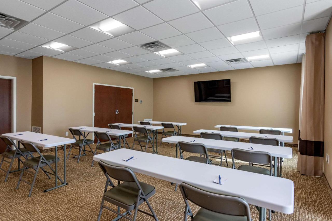 Comfort Inn & Suites Charlottesville Kültér fotó